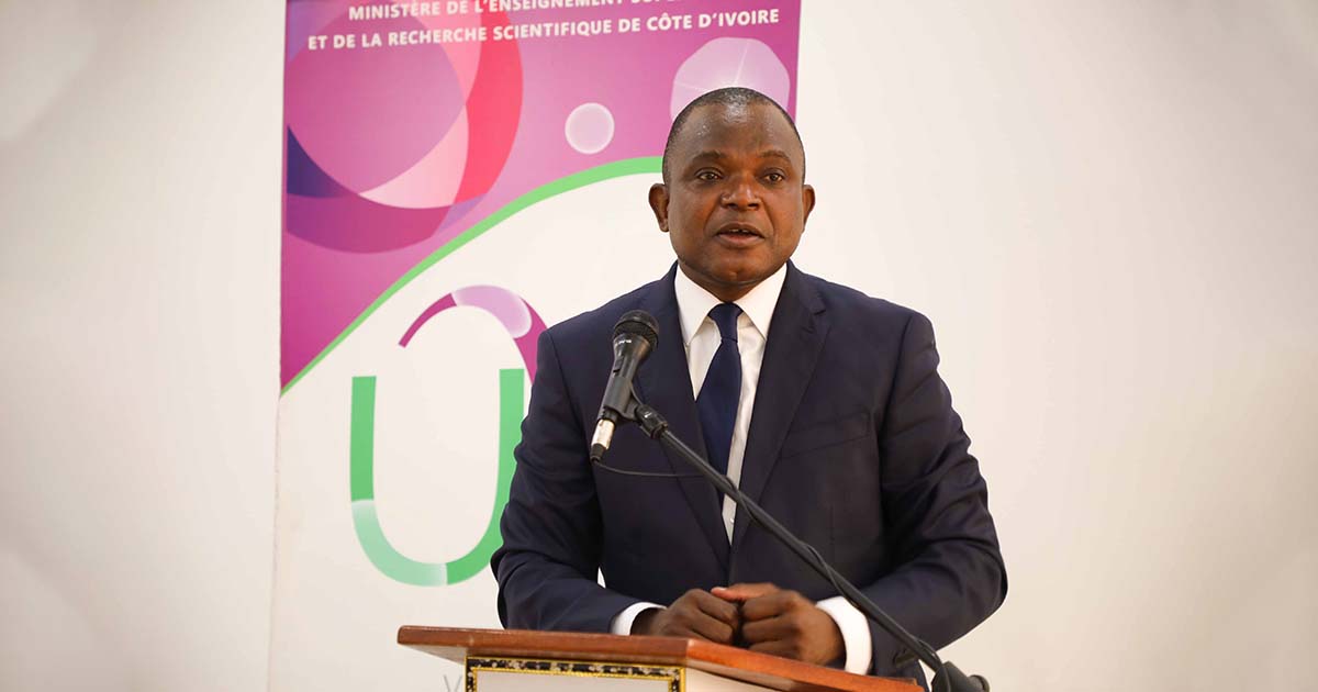 Le Préfet Hors Grade Vincent Toh Bi IRIE animera une conférence le jeudi 10 juin 2021 à 10h au Siège de l'UVCI sur le thème : Quel service à la communauté pour un étudiant nouveau en Côte d'Ivoire ?